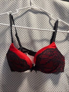 Victoria’s Secret Very Sexy Plunge Red with Black Lace Bra